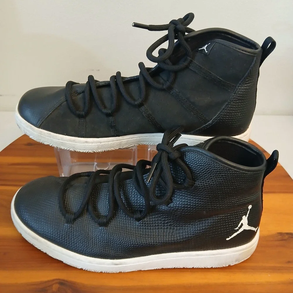 Nike Air Jordan Galaxy Men 8.5 Black Basketball Shoes Sneakers 820255-010